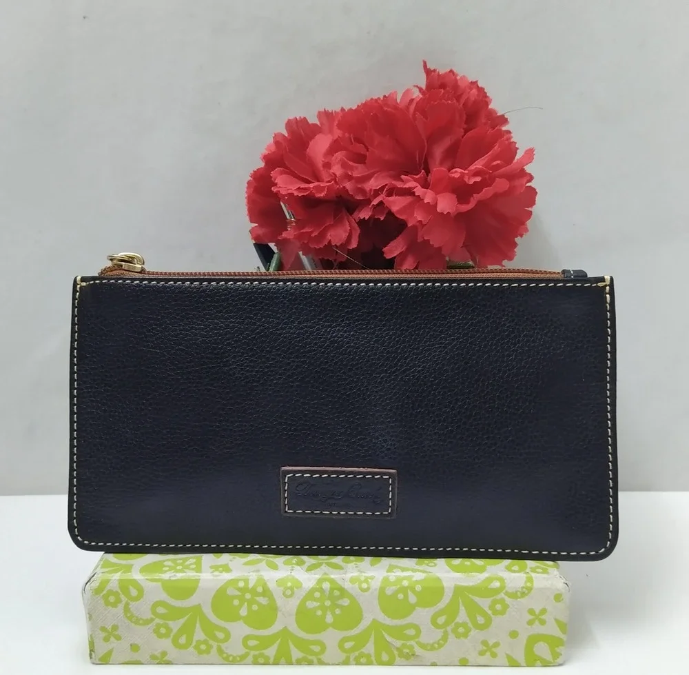 Dooney & Bourke Black Pebbled Leather Zipper Closure Coin Wallet